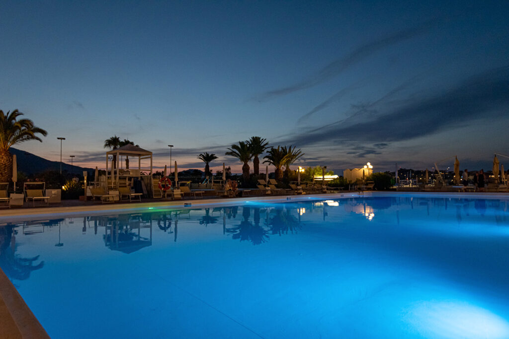 hotel-airone-isola-elba-family-hotel-piscina